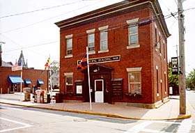[color photograph of Snow Hill municipal building]